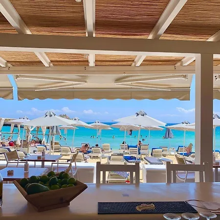 Acrogiali Beachfront Mykonos 호텔