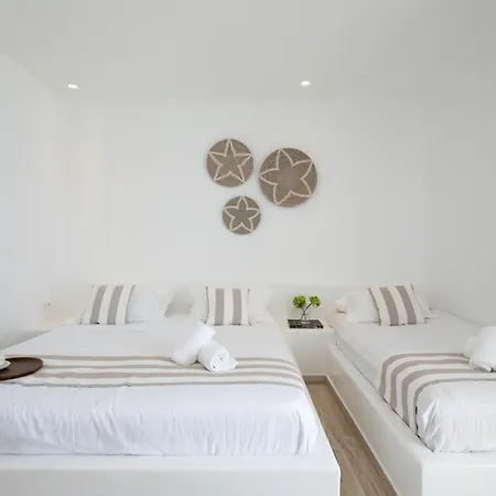 Hotel Acrogiali Beachfront Mykonos 4*