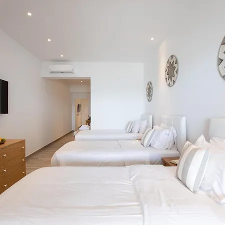 Acrogiali Beachfront Mykonos Otel 4*